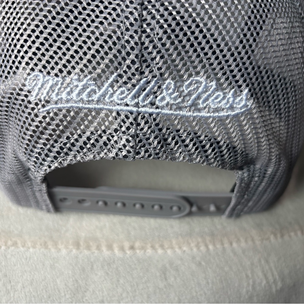 Mitchell & Ness Houston Rockets Gray Cap - Picture 7 of 7